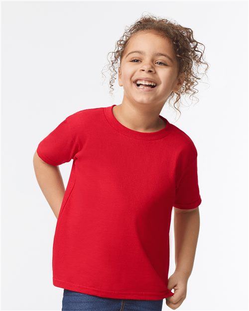 Camiseta de algodón pesado para niños pequeños